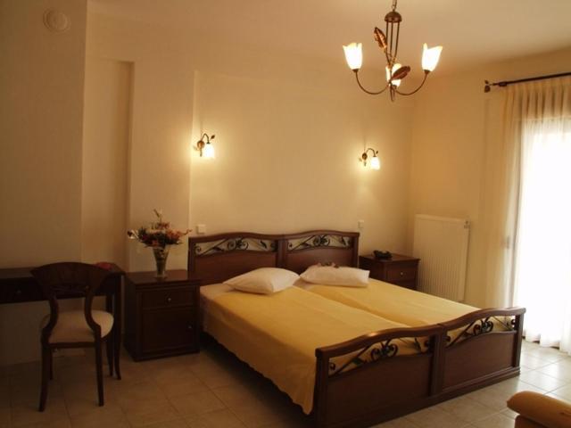 Hotel Archontiko Dimitra Vergina Quarto foto